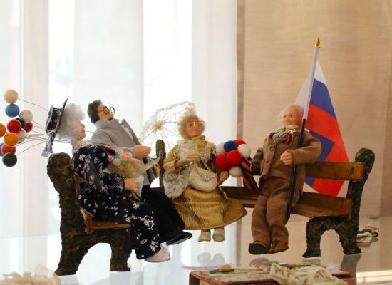 XIII ГОРОДСКОЙ КОНКУРС ИЗДЕЛИЙ ТРАДИЦИОННЫХ РЕМЕСЕЛ И ДЕКОРАТИВНОГО ИСКУССТВА "СУРГУТСКИЙ УМЕЛЕЦ"